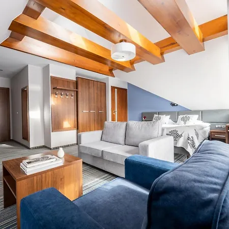 Pod Skocznia 3*