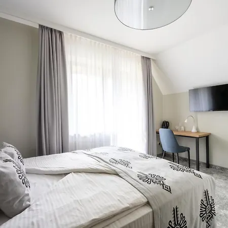 Pod Skocznia 3*