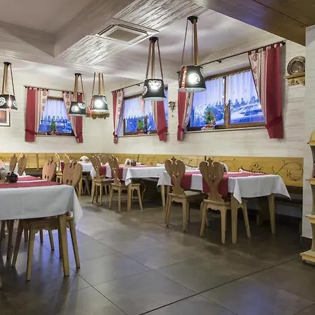 Pod Skocznia 3*