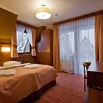 Hotel Pod Skocznią 3*
