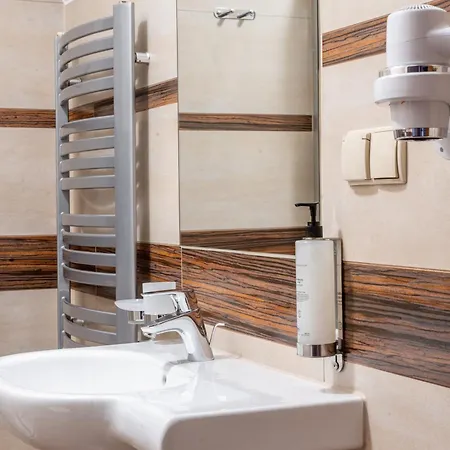 Pod Skocznia 3*