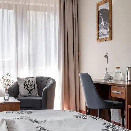 Pod Skocznia 3*