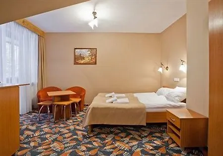Pod Skocznia Hotel 3*